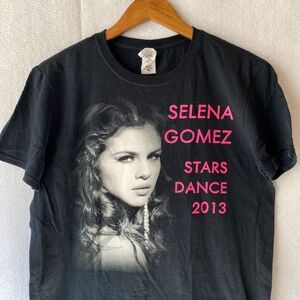 Selena Gomez Shirt Womenss Medium 2013 Stars Dance Tour Tshirt Crew Neck